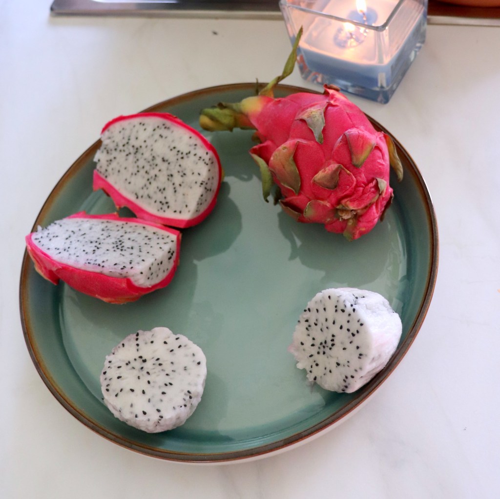 DRAGON FRUIT SMOOTHIE